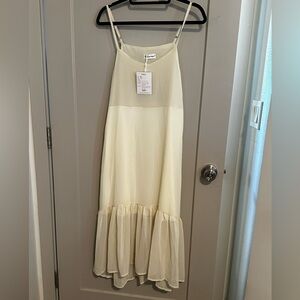 Elegant Cream Sleeveless Dress